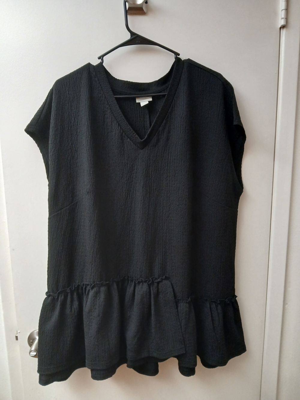 Women's Black V-Neck Ruffle-Hem  Top